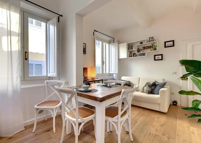 Aida Apartment By Mamo Florence