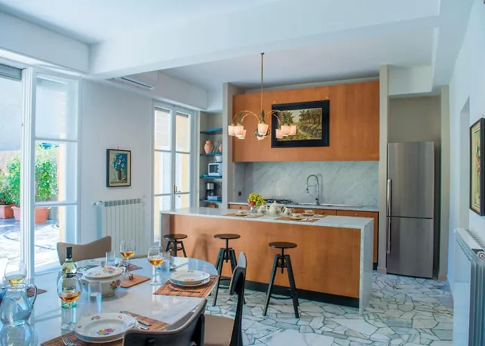 La Galerie Luxury Apartment
