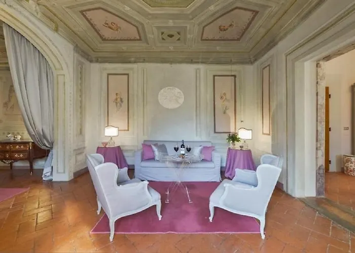 Maggio Frescoes