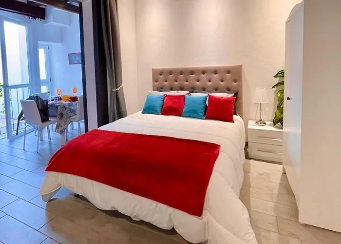 Roberto\'s Apartment. Firenze Piazza Santa Croce.