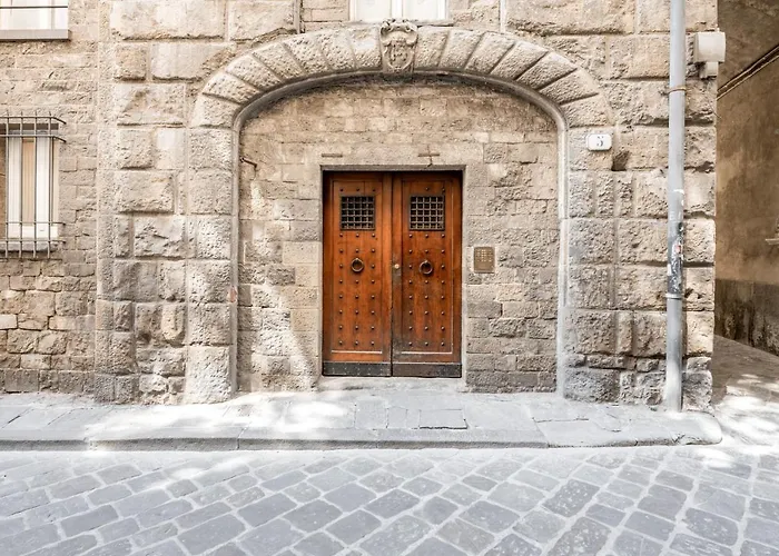 Torre Dei Giudi Apartments