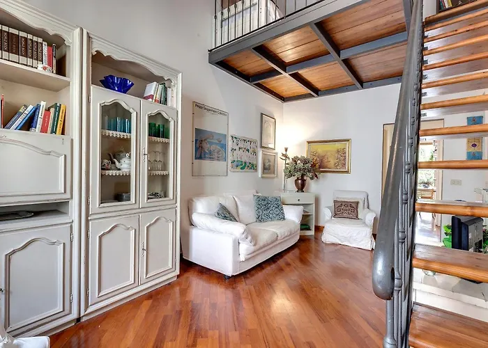 Gastone Apartment By Mamo Florence