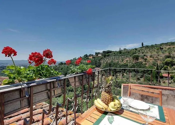 Elegante Appartamento In Collina