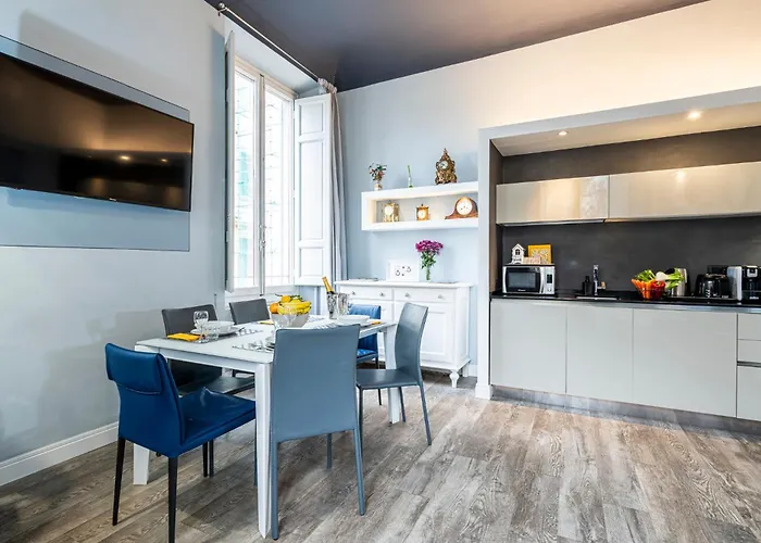 Cherubini Palace Thematic Apartment