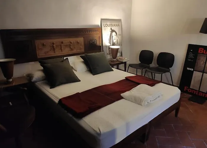 Lovely Portion Of Property Near Piazza Santo Spirito