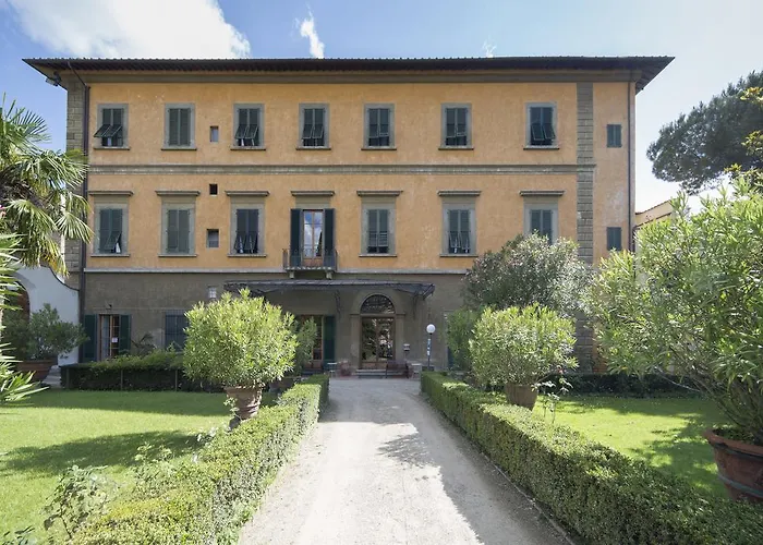 Casa Santo Nome Di Gesu