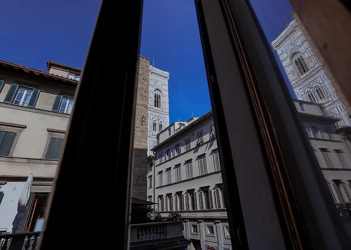 Firenze Rentals Suite Art