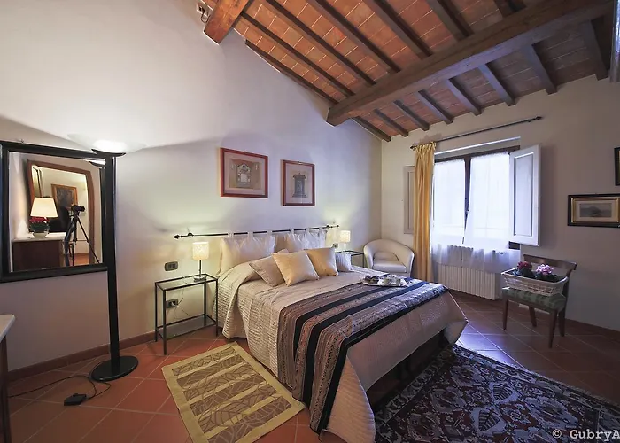 San Frediano House