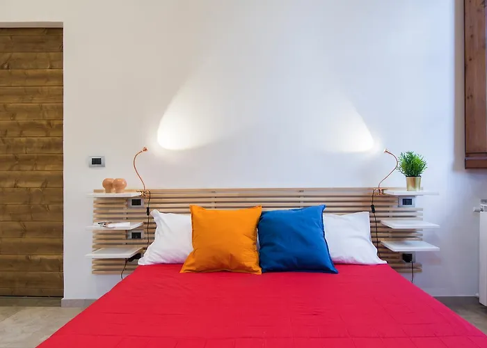 Piazza della Libertà Design Flat