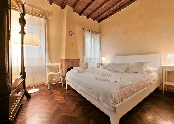 Wine Apartments Florence Trebbiano