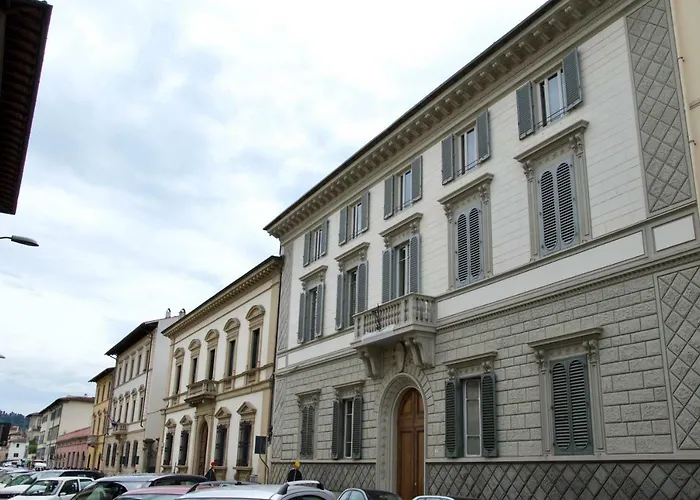 M&G Apartment