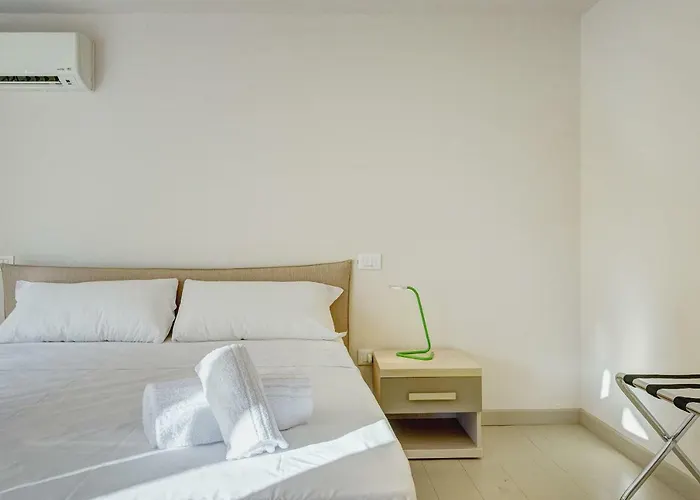 Dante Apartment By Firenze Prestige