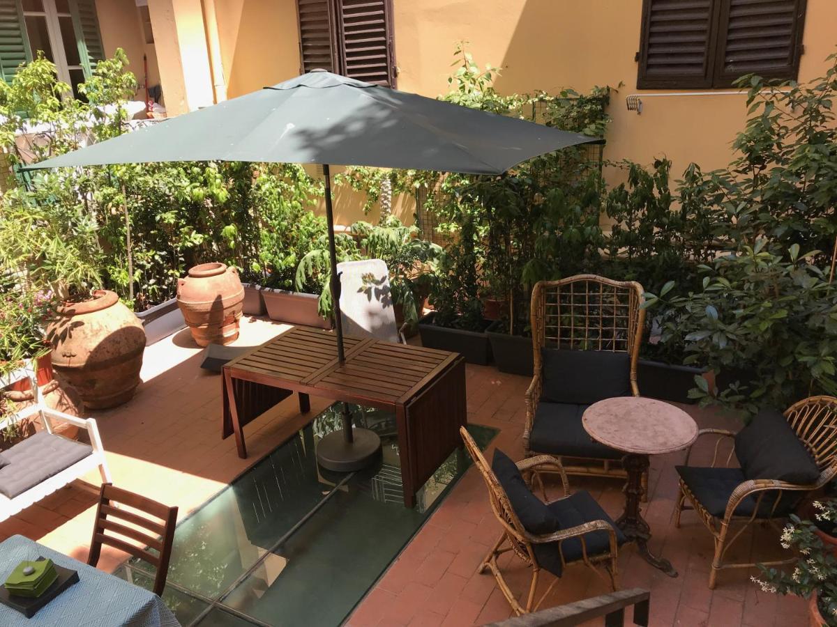 The Terrace In Santa Croce Firenze