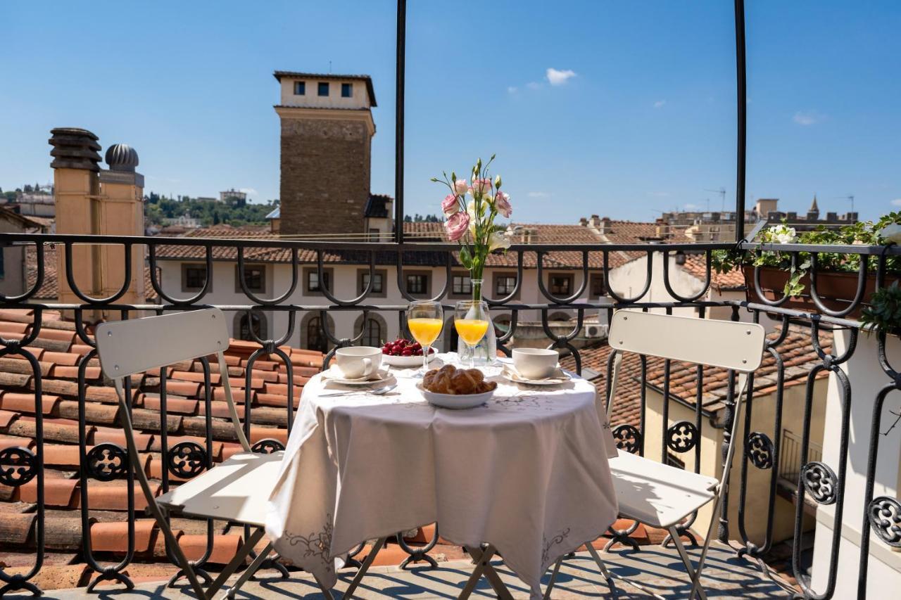 Terrace In Piazza Strozzi-center Of Florence