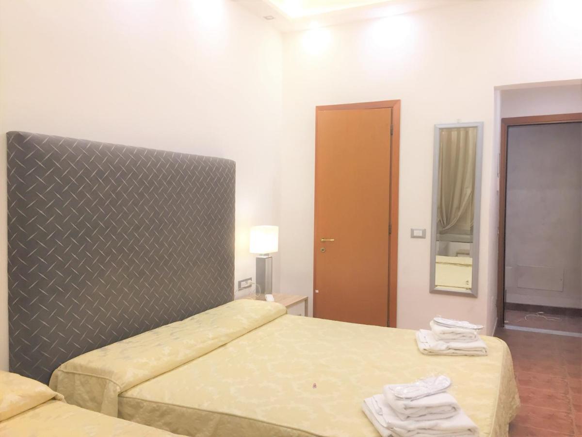 Hotell Alinari 3*