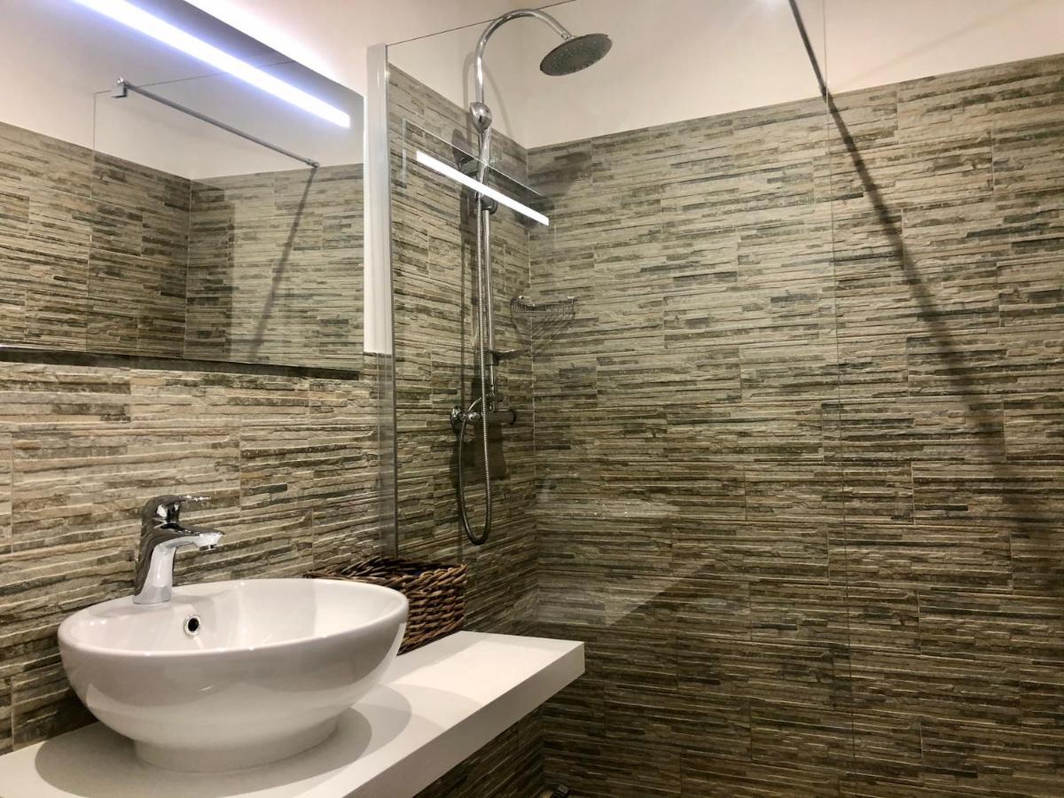 Dimora Cavalieri 3*