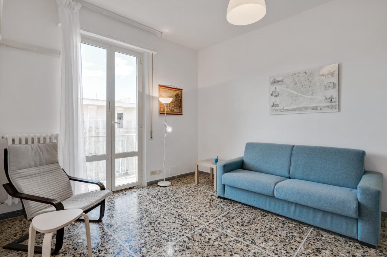 Lulli Cozy With Balcony Lejlighed *