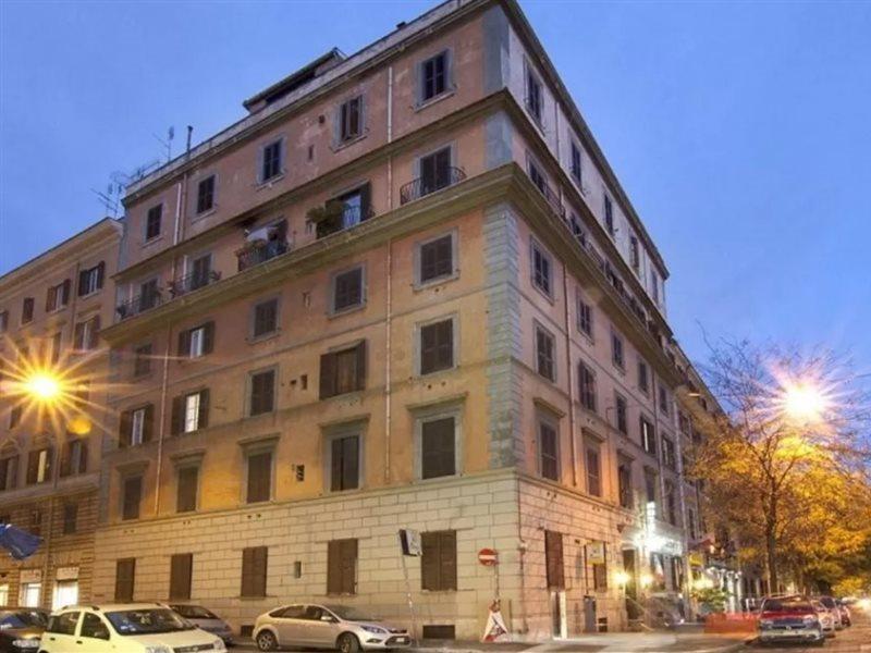 Montreal Hotel Florença