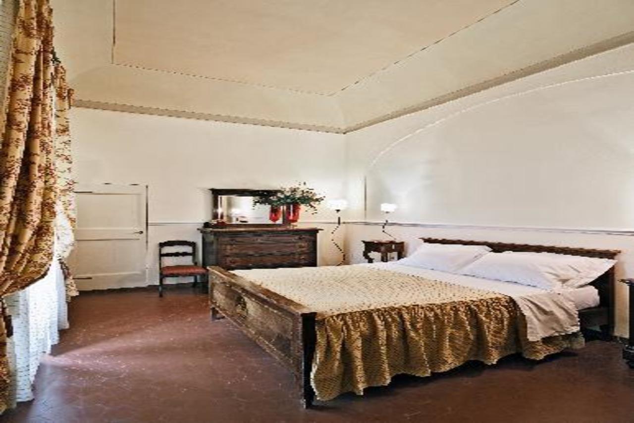 Couette-café Ape Rosa Relais 2*