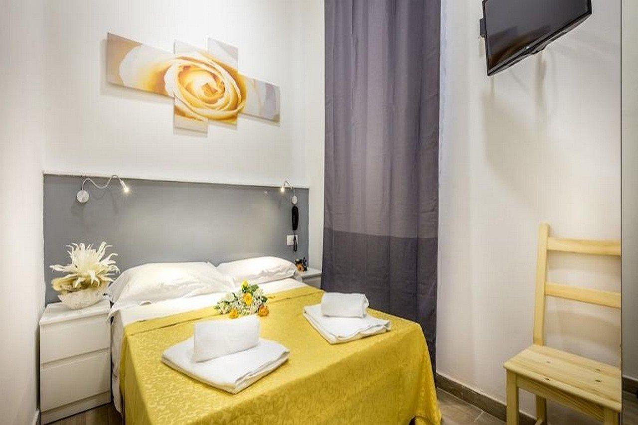 Genesi Hotel 2*