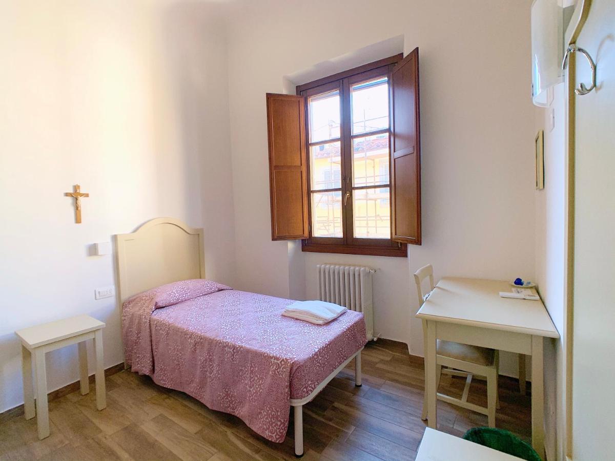 Casa Per Ferie Suore Oblate Dell'assunzione Couette-café *