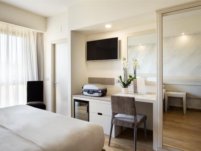 Hotel Grifone 4*
