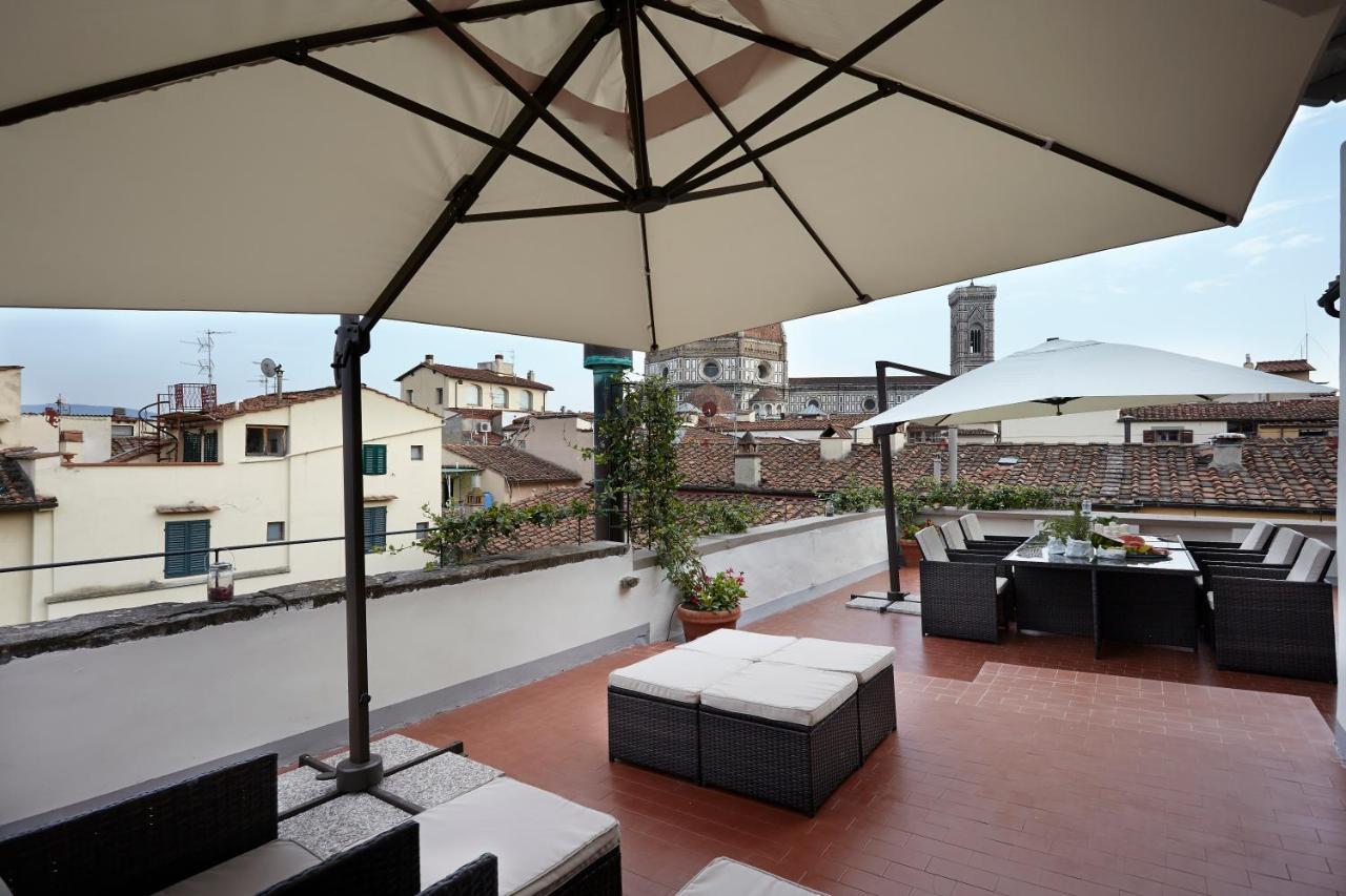 Penthouse With Big Terrace Duomo View Lejlighed *