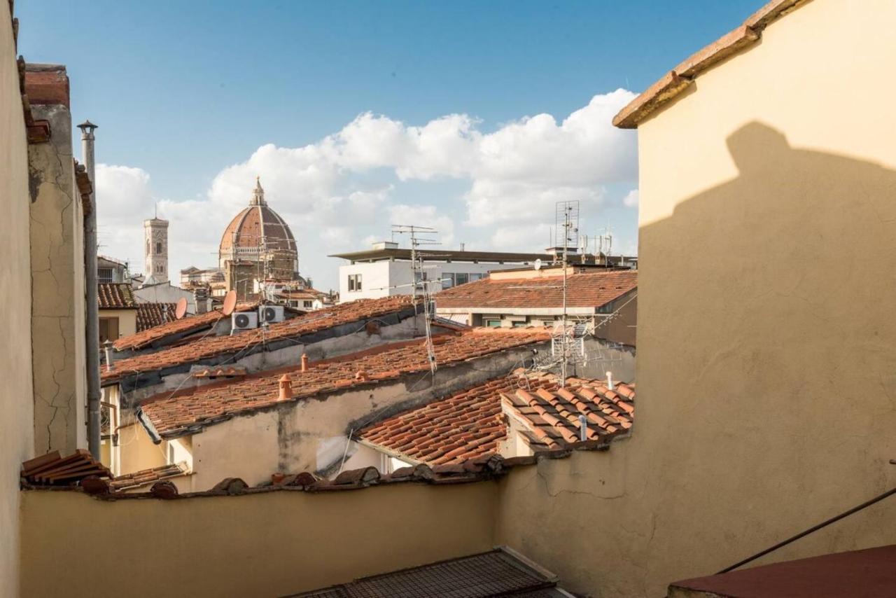 Romantico Attichino Con Terrazzo Vista Duomo !! Firenze