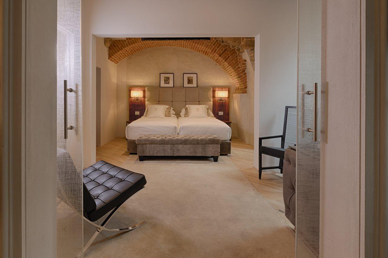 Donati Luxury Tower Hotel 5*