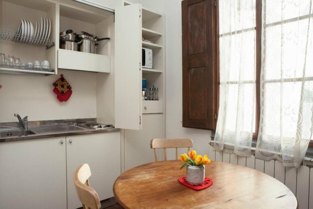 Quiet House In The Historic Heart Of - Ruote Leilighet