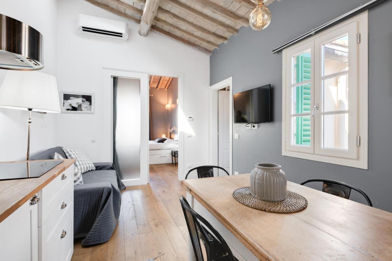 Apartamento Piazza Indipendenza & Giardino Della Fortezza Apt