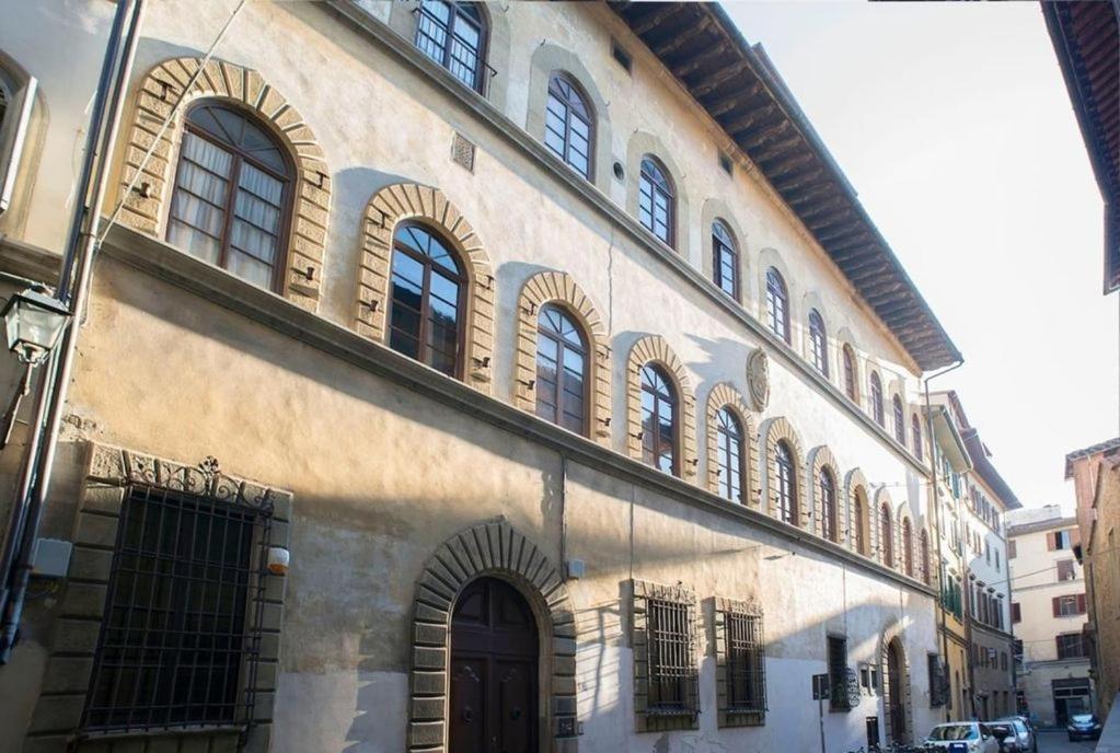 Apartamento Visconti Di Modrone Palace Heart Of