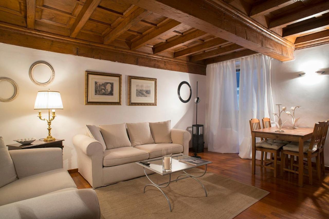 Apartamento Visconti Di Modrone Palace Heart Of