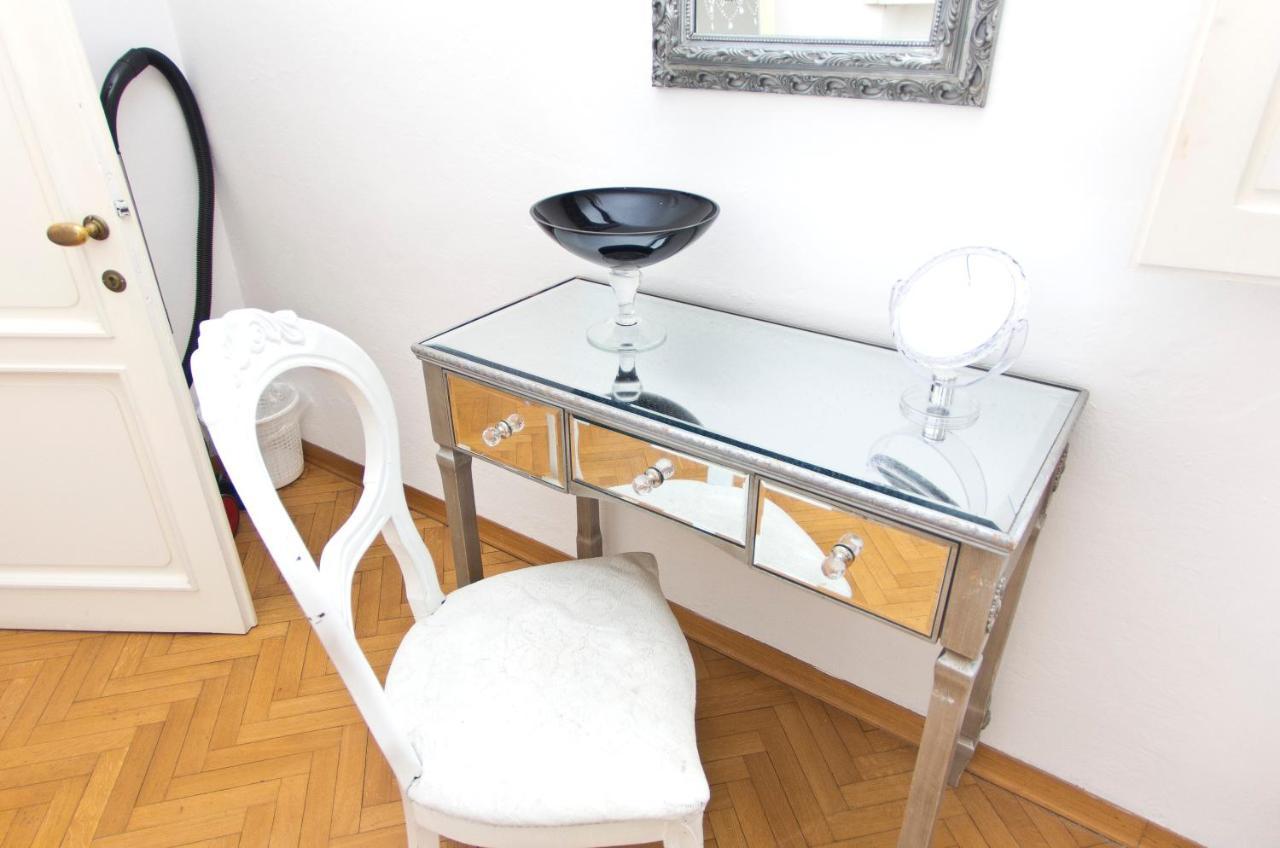 Traviata Storico - Palazzo Tolomei Appartement