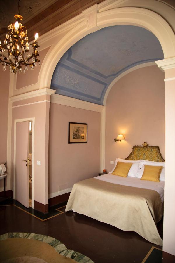 Palazzo Guadagni Hotel Florence