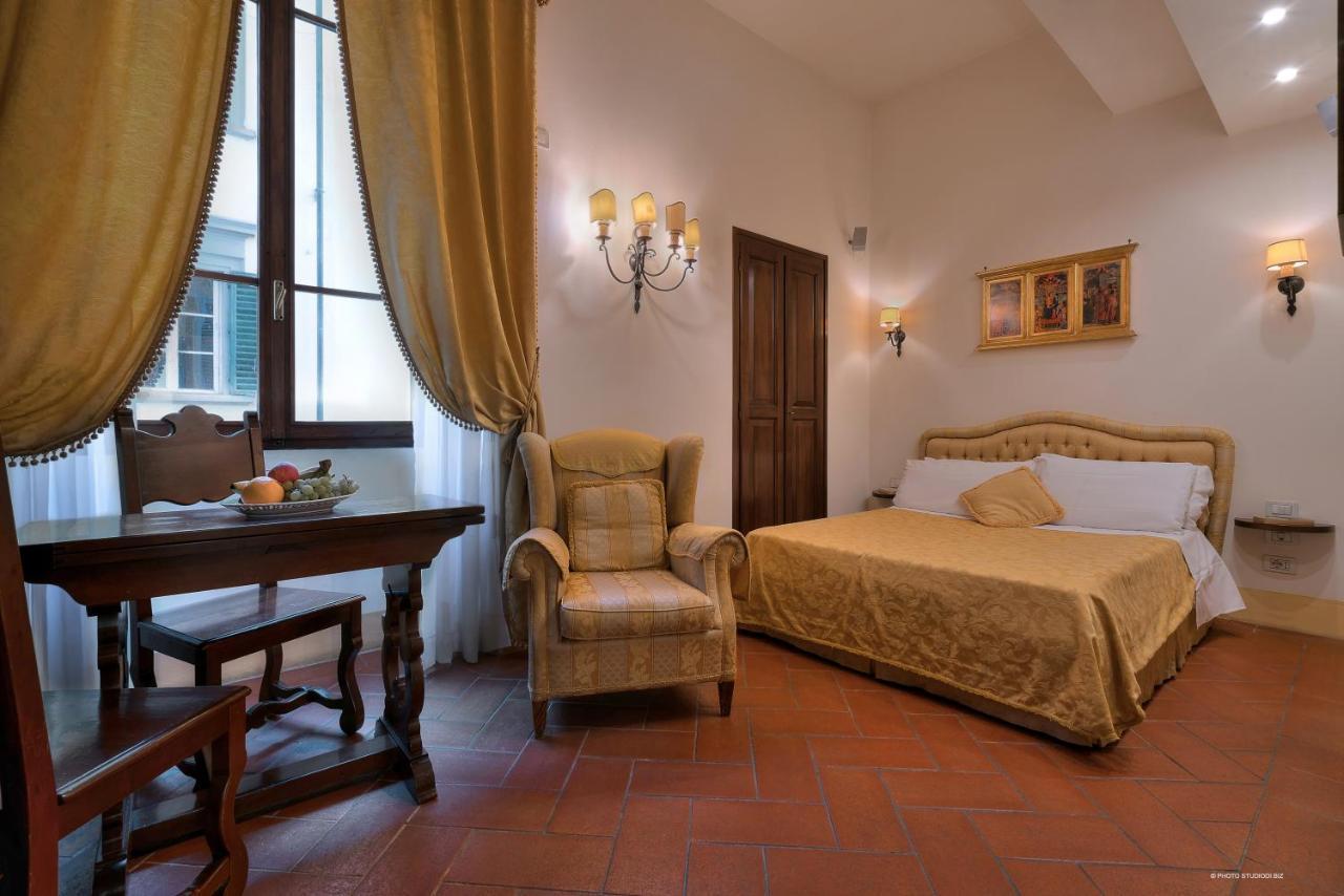 Aparthotel First Of