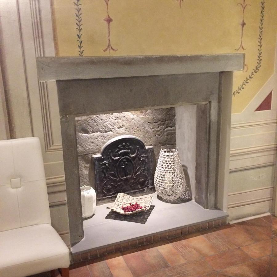Renaissance Hotel 3*