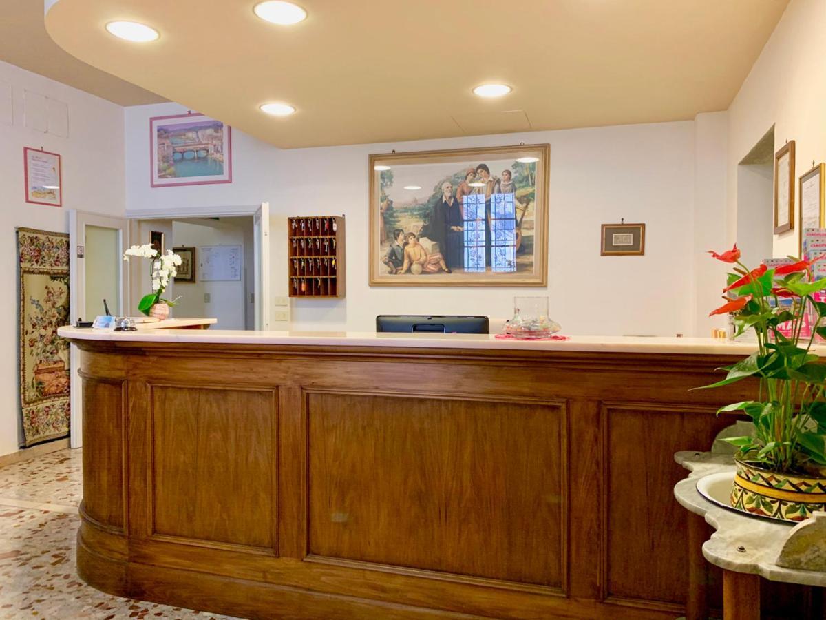 Bed & Breakfast Casa Per Ferie Regina Santo Rosario Firenze