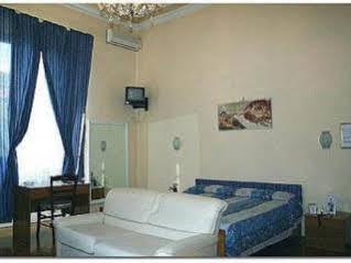 Jolì Hotel 2*