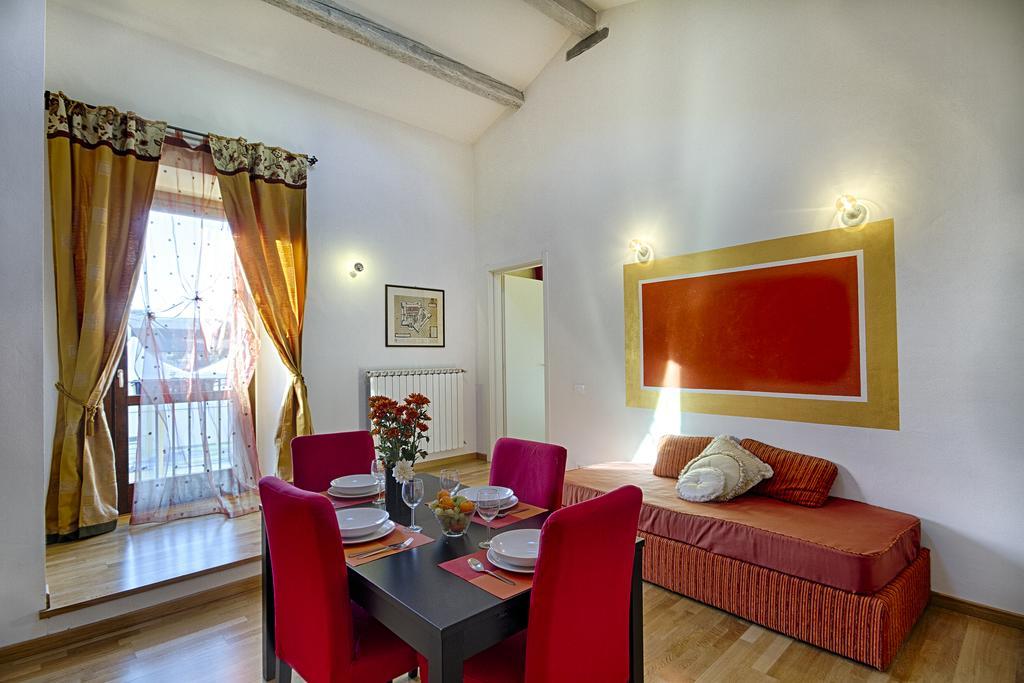 Roommo Ghiberti Leilighet