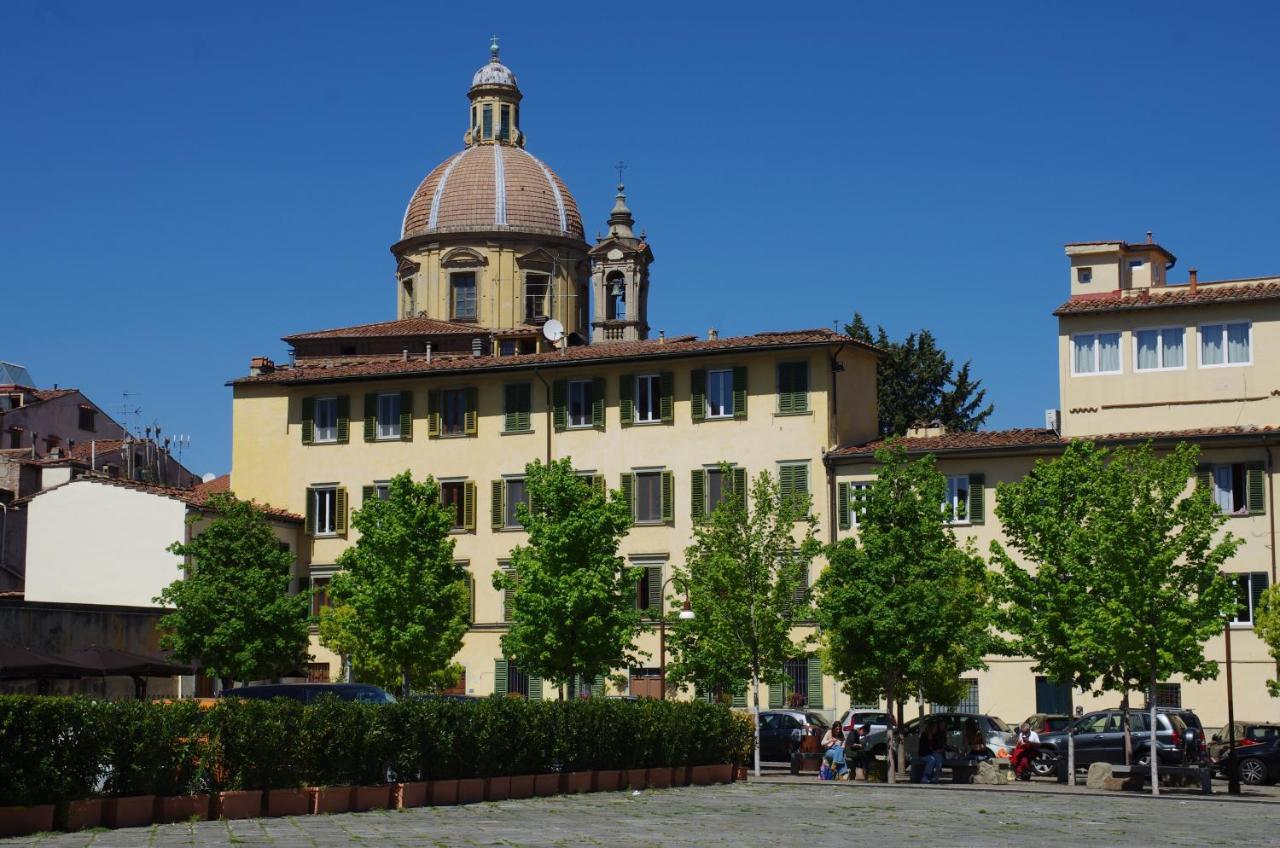 Centro Citta Quartiere Oltrarno Con Una Camera Da Letto Appartement