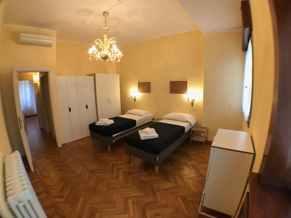 Ponte Vecchio 4 Bedrooms Florence