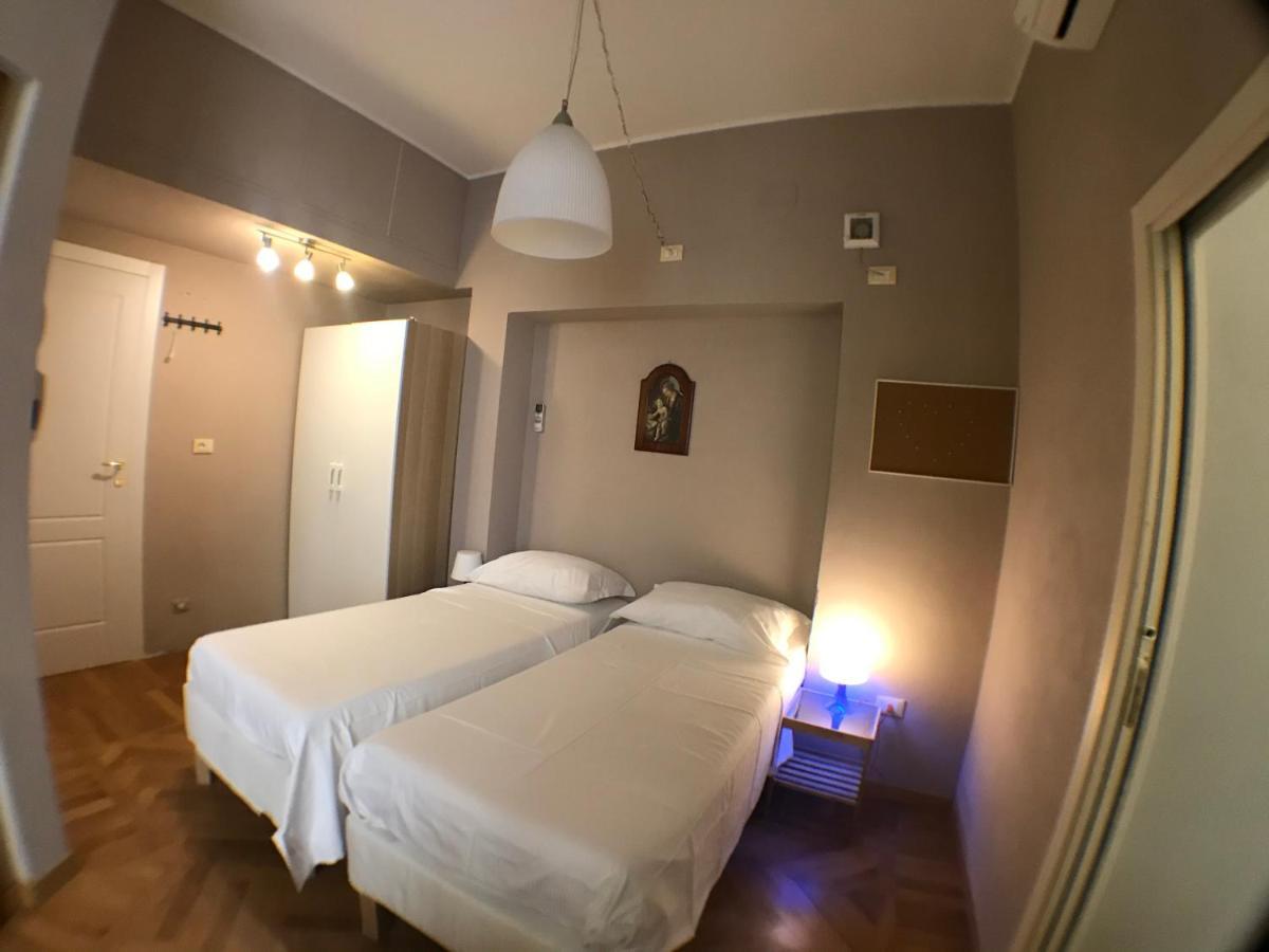 Ponte Vecchio 4 Bedrooms Appartement