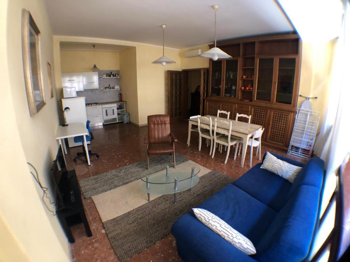 Ponte Vecchio 4 Bedrooms * Florence