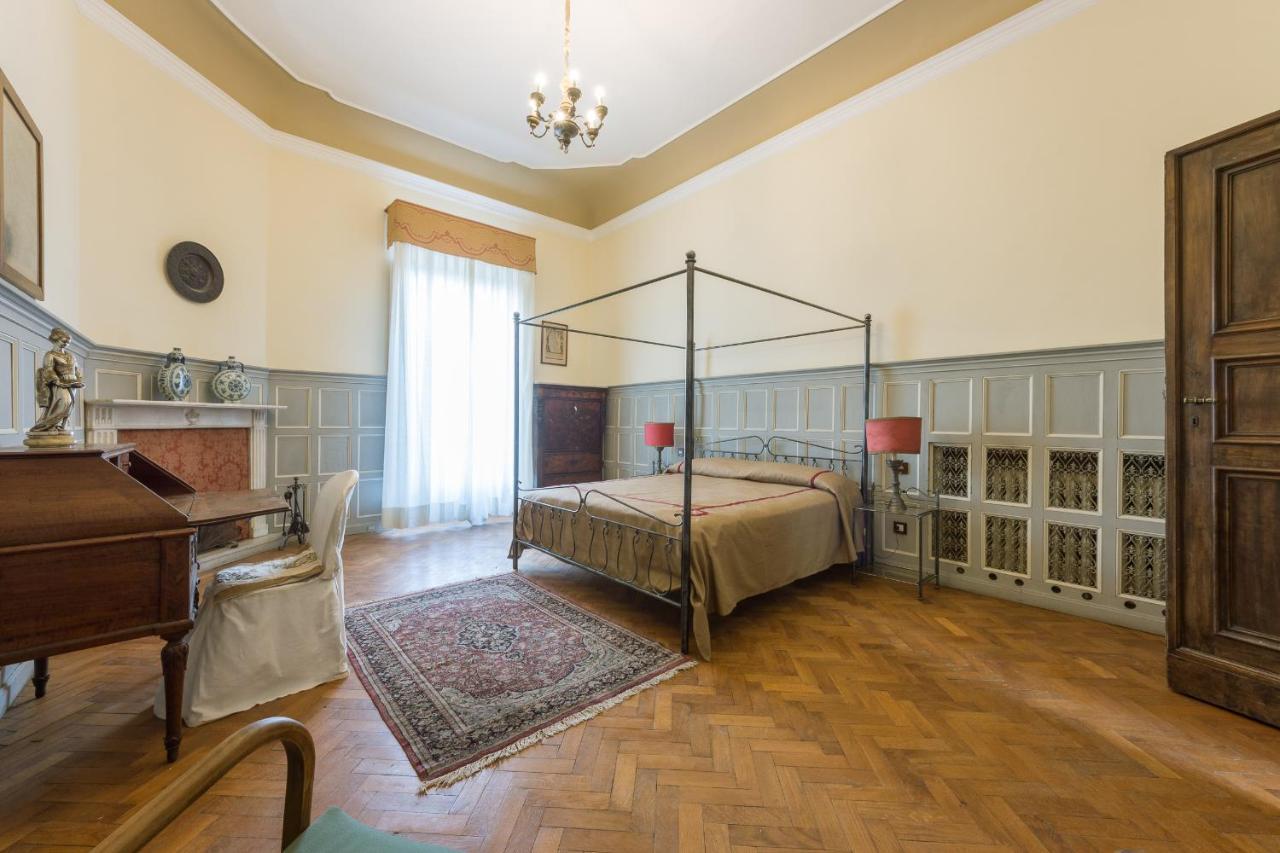 4bdrm Elegant Apartm In Private Estate, Shared Swimmingpool, Maze Garden Appartement *