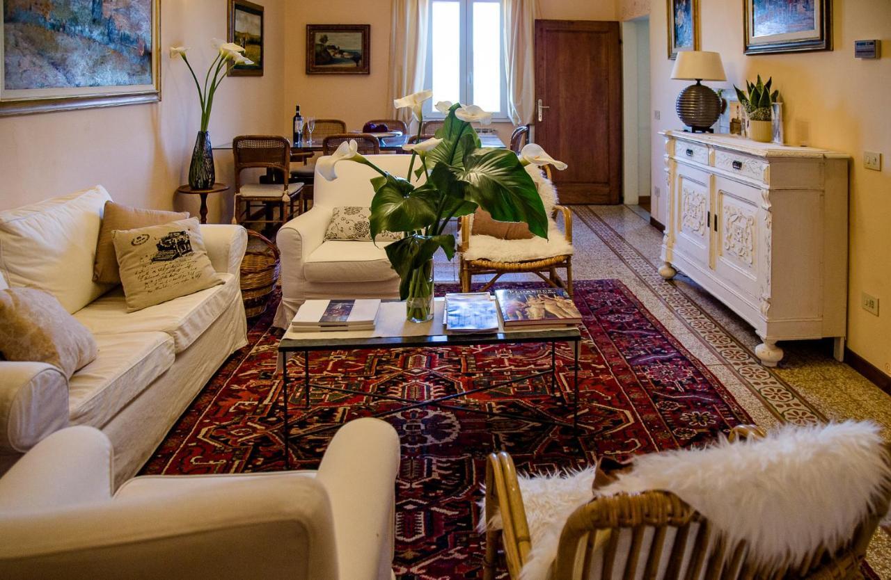Couette-café Il Palagetto 3*
