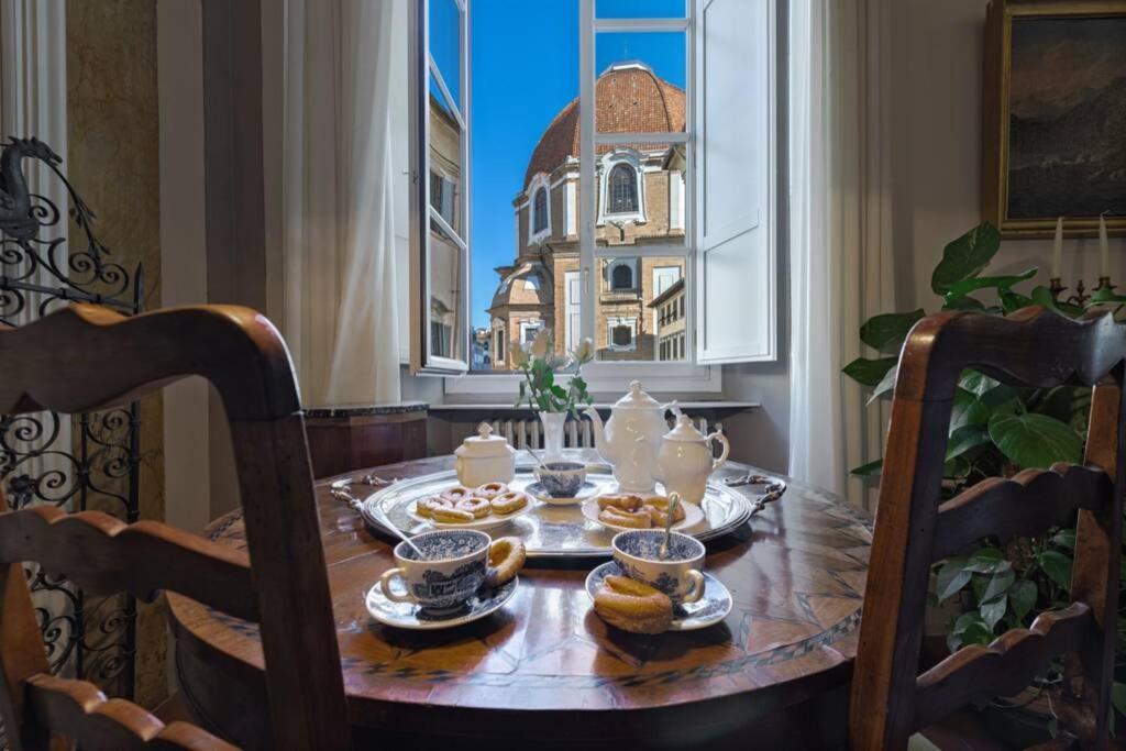 Aldobrandini Historic Appartamento *