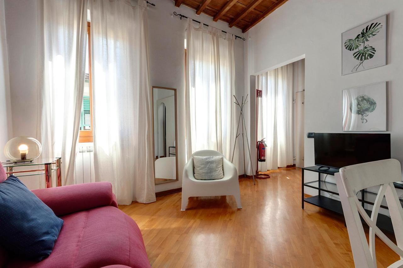 Santa Maria 10 *