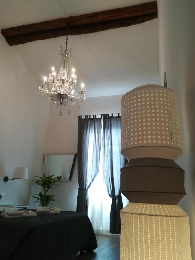 Bed & Breakfast In San Frediano *