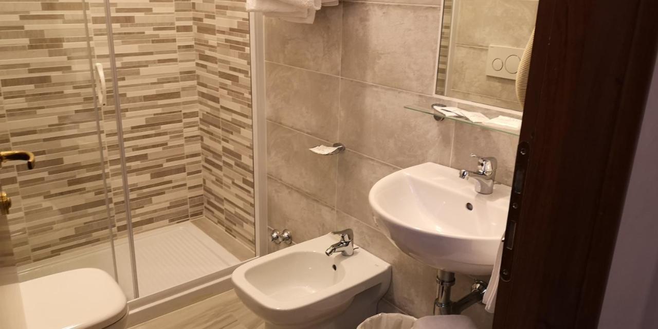 Auto Park Hotell 3*
